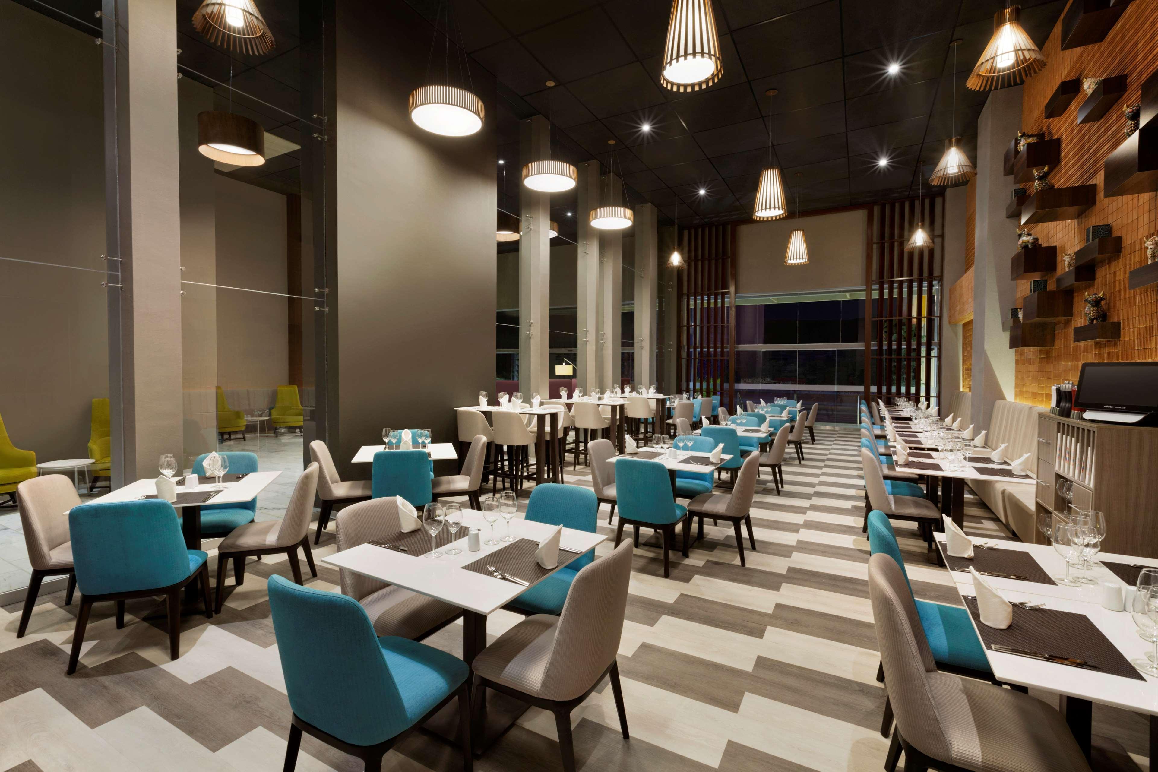 Hotel Bth Rebel Tacna Exterior foto